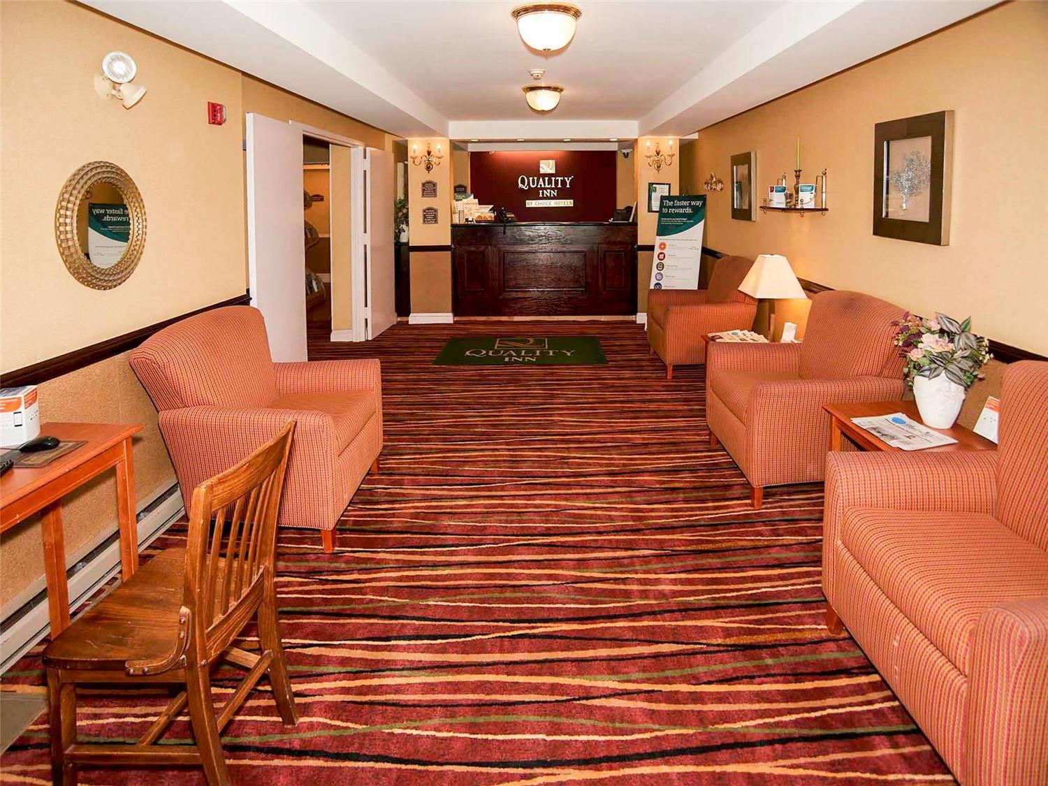 Quality Inn Bourne - Cape Cod 18/25