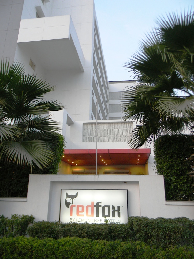 Red Fox Hotel East Delhi 7/59