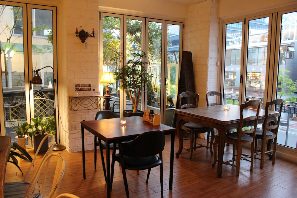 Jinwoo Residence 22/27