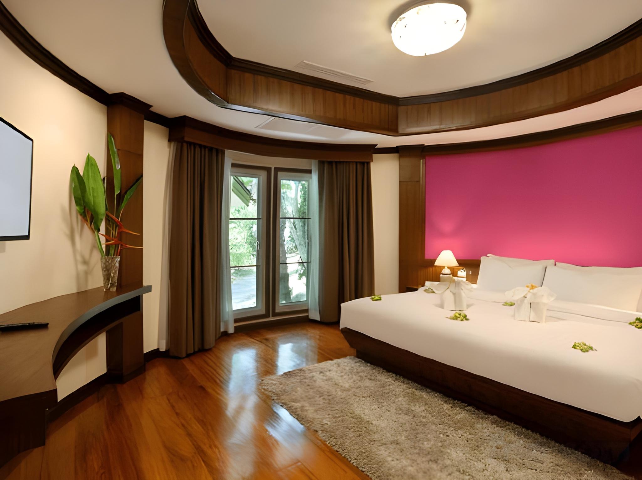 Grand, Suite, Bungalow