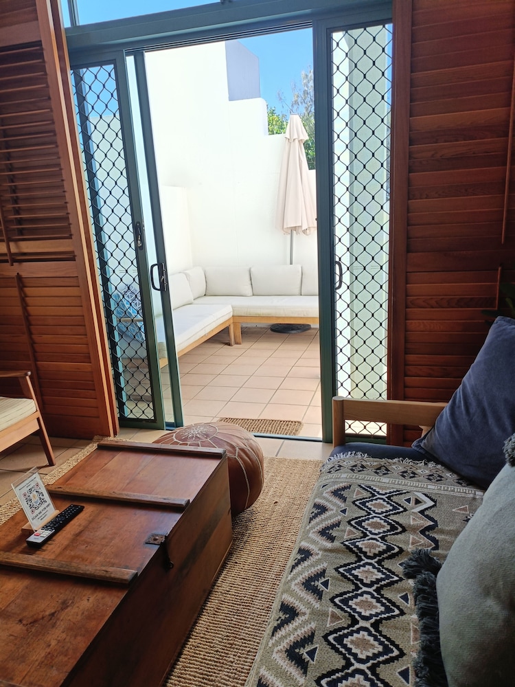 Grand Palais Beachside Resort 43/94