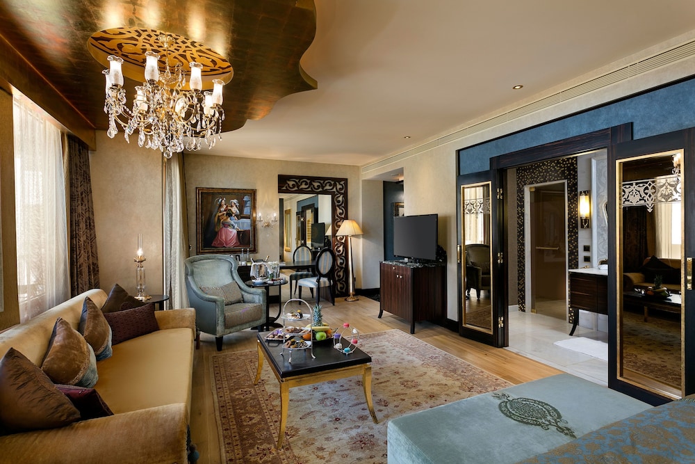 Mardan Palace 60/78