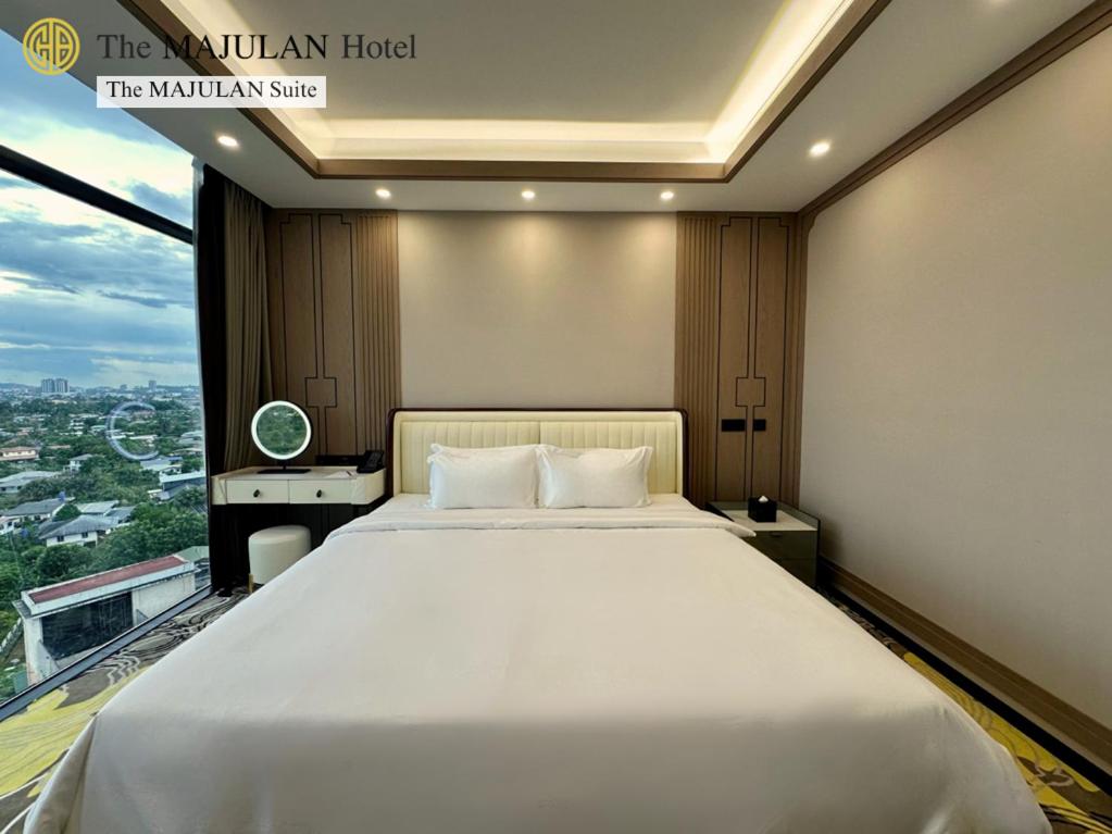 The MAJULAN Hotel 7/43