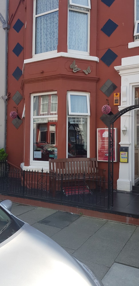 Grange House Hotel 5/51