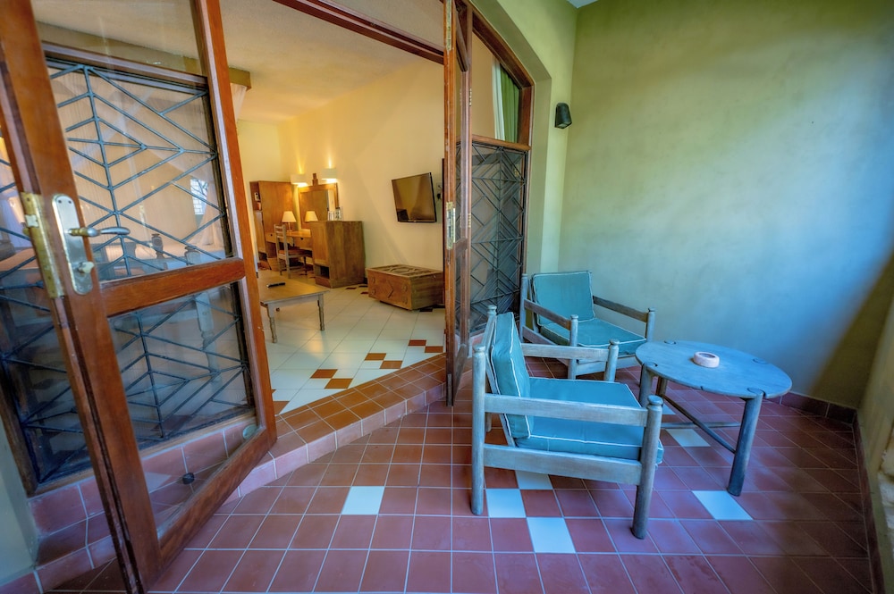 Severin Sea Lodge 63/63