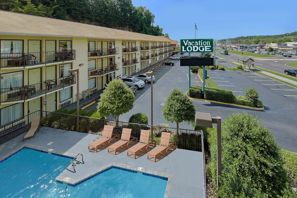 Vacation Lodge 61/65