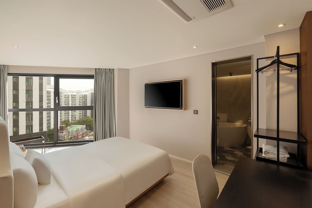 ROYAL, DOUBLE BED