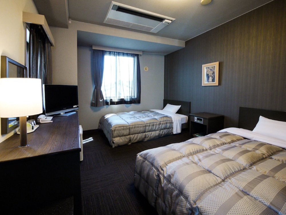 HOTEL ROUTE INN COURT MATSUMOTO INTER 9/32