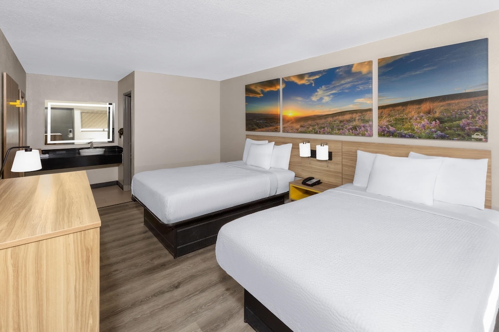 Days Inn by Wyndham Kansas City Northeast 31/65