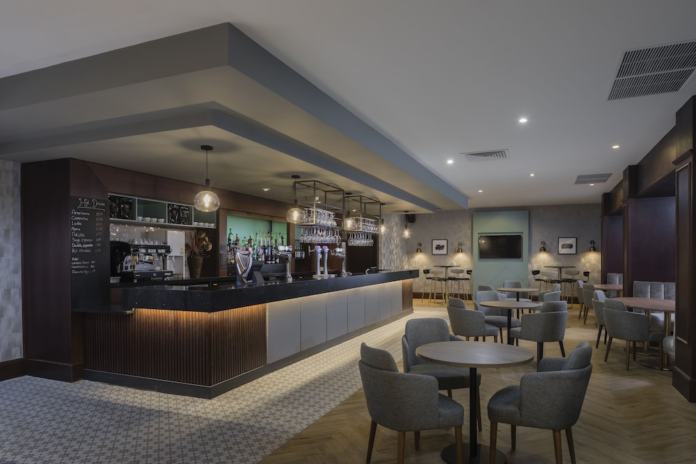 Ashford International Hotel & Spa 51/61