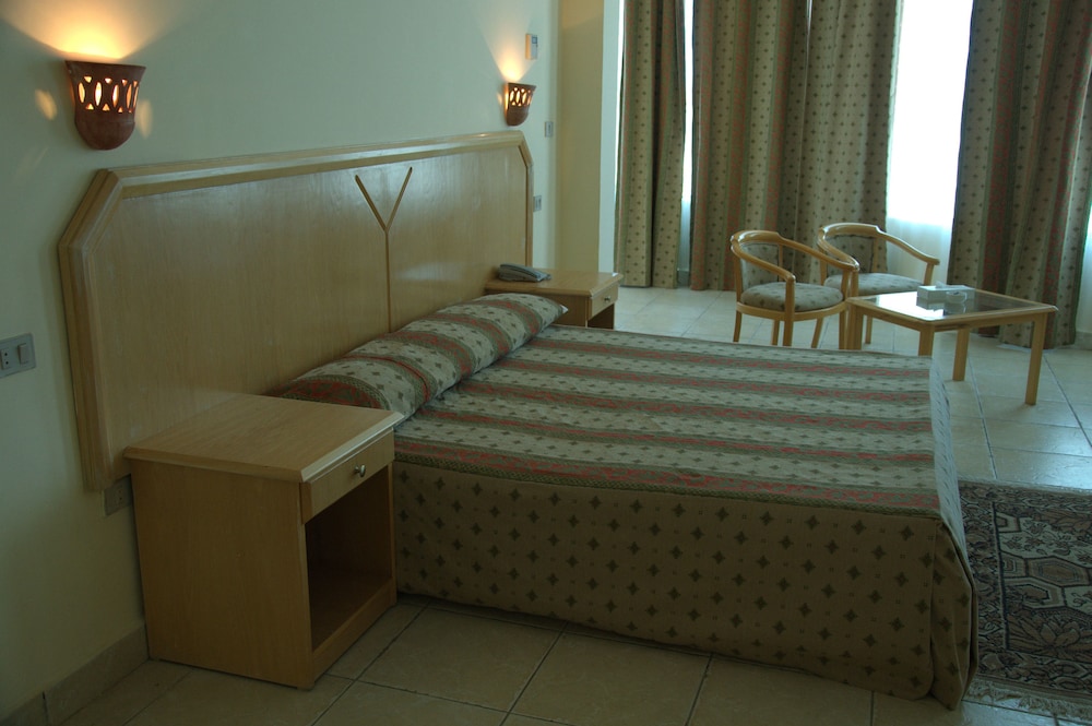 Sharm Cliff Resort 14/30