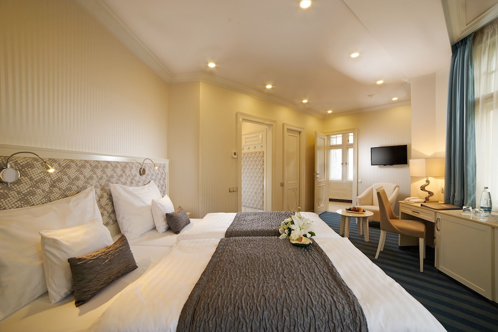EA Hotel Atlantic Palace photo5