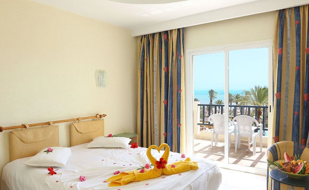 Eden Star Resort 12/52