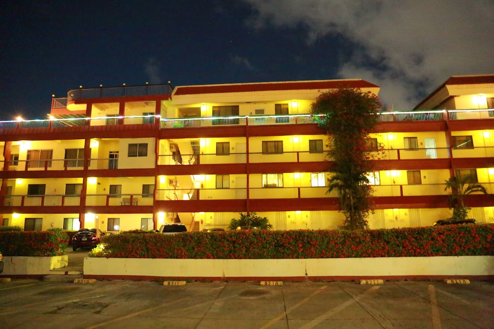 Beach Garden Hotel And Apartment 1/50