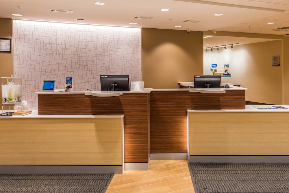 Fairfield Inn Suites Atlanta Fairburn 2/25