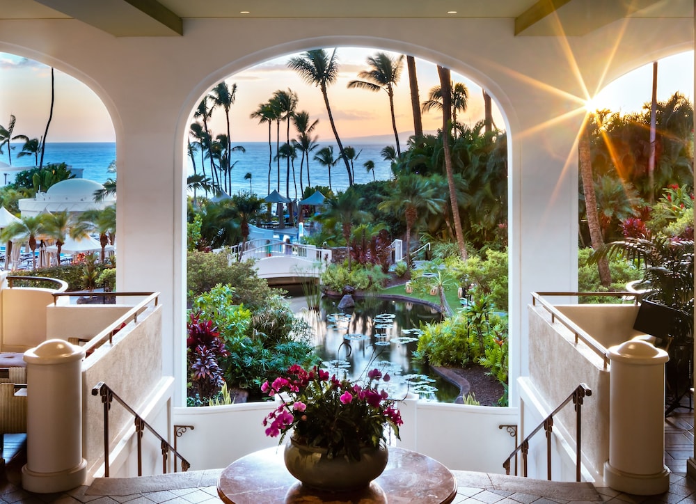 Fairmont Kea Lani Maui 62/74