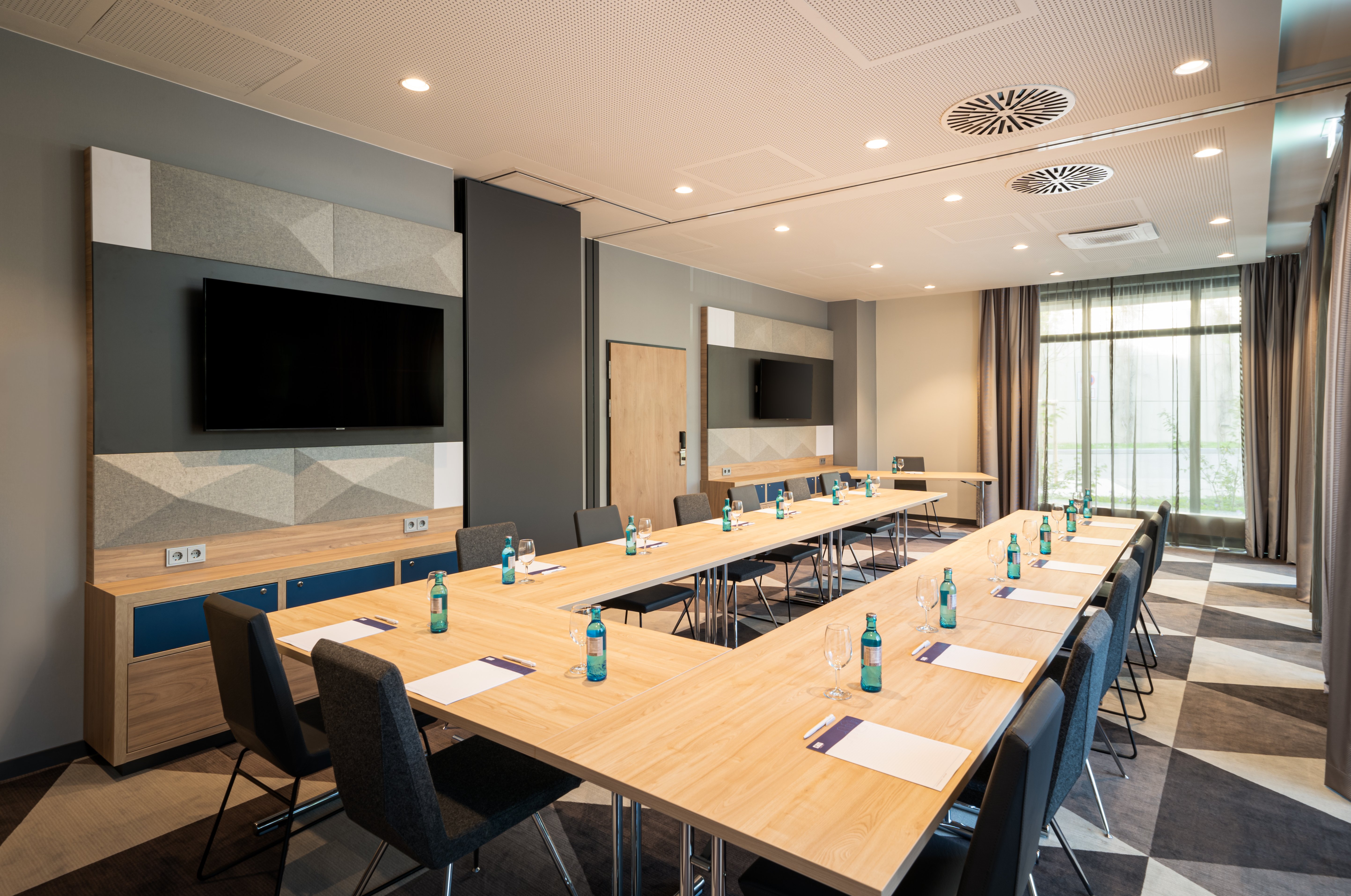 Holiday Inn Express Rosenheim 54/63