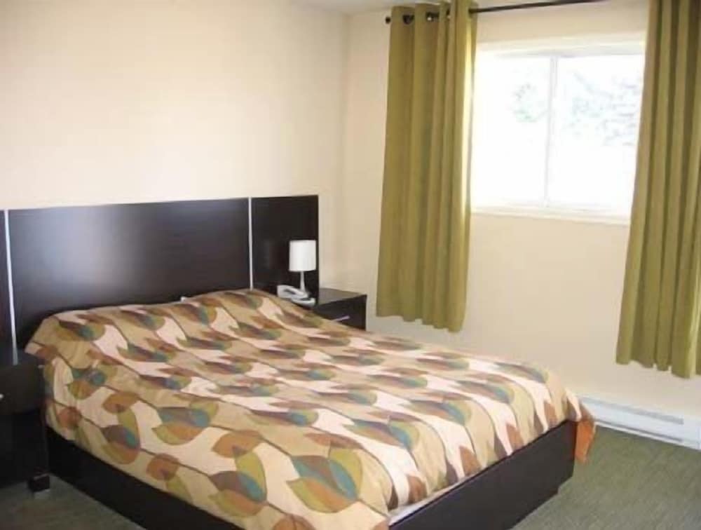 Grand Motel Saint Hubert 10/33