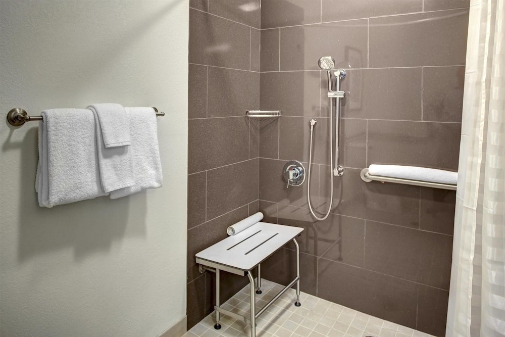 HYATT house Branchburg 61/64