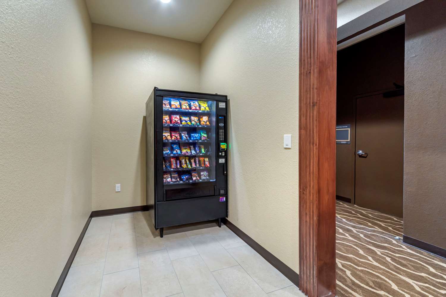 Comfort Inn and Suites Harrah 9/23