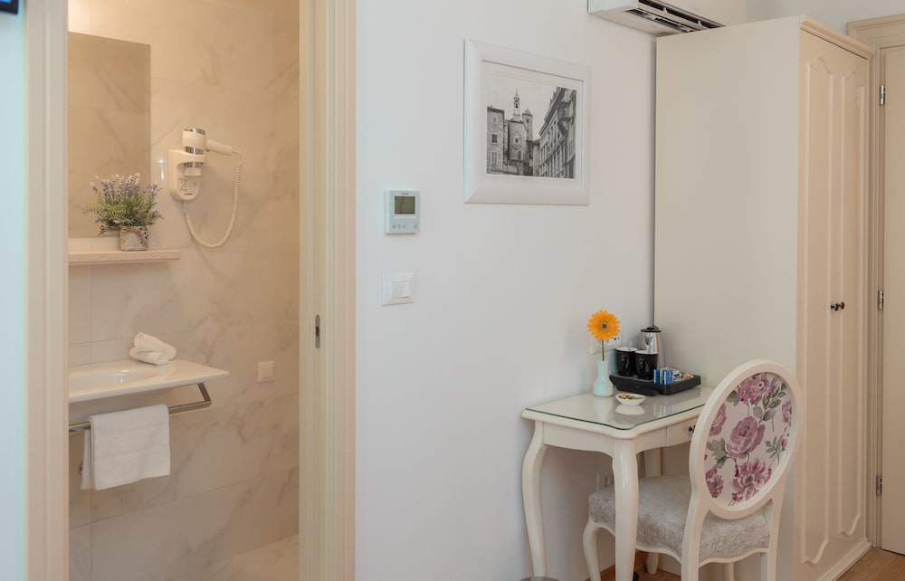 Priska Heritage Rooms 49/50