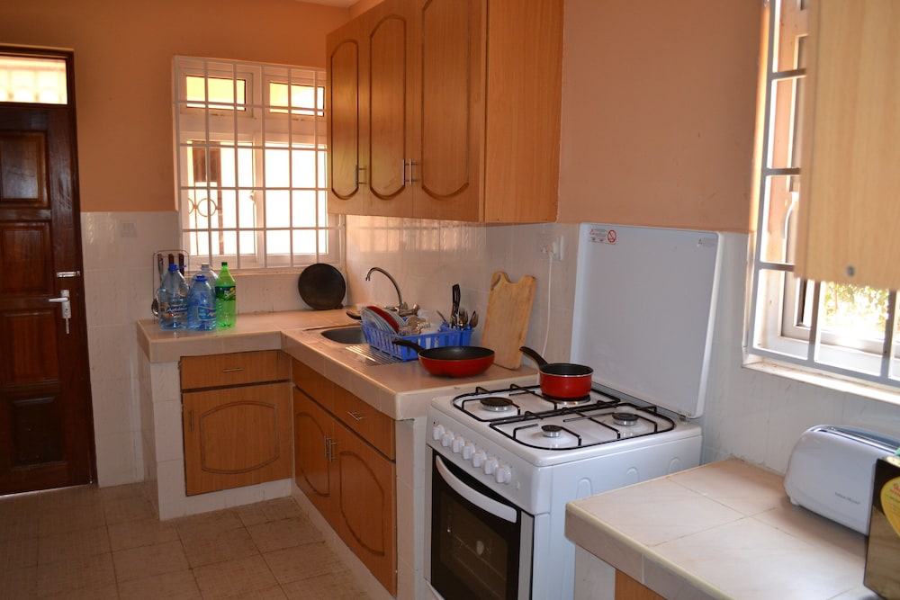 Mtwapa Holiday Home 7/50