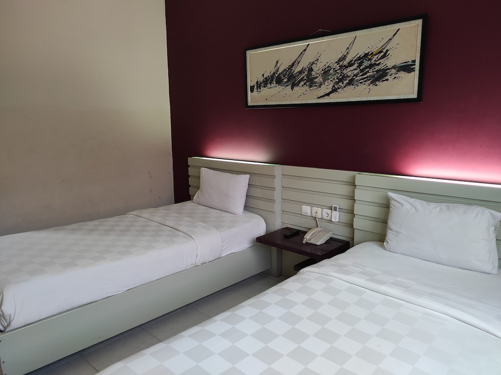 Orlen Hotel 7/27