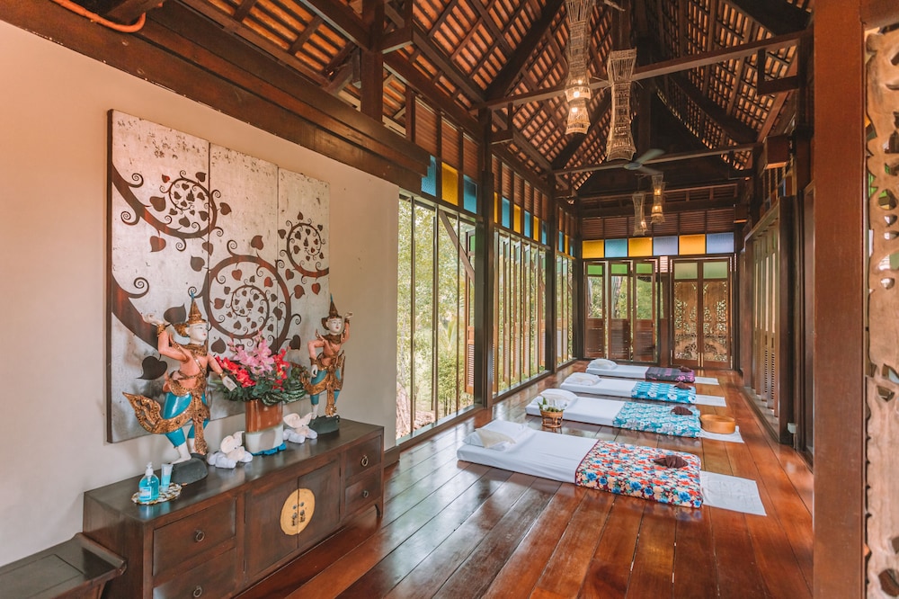 Khaolak Bhandari Resort and Spa 8/76