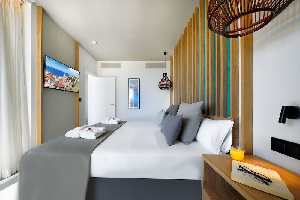 HOVIMA Suites Costa Adeje 27/64