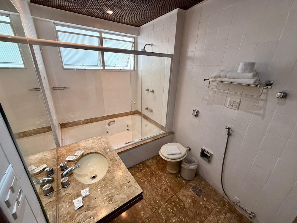 Cesar Park Hotel 58/59