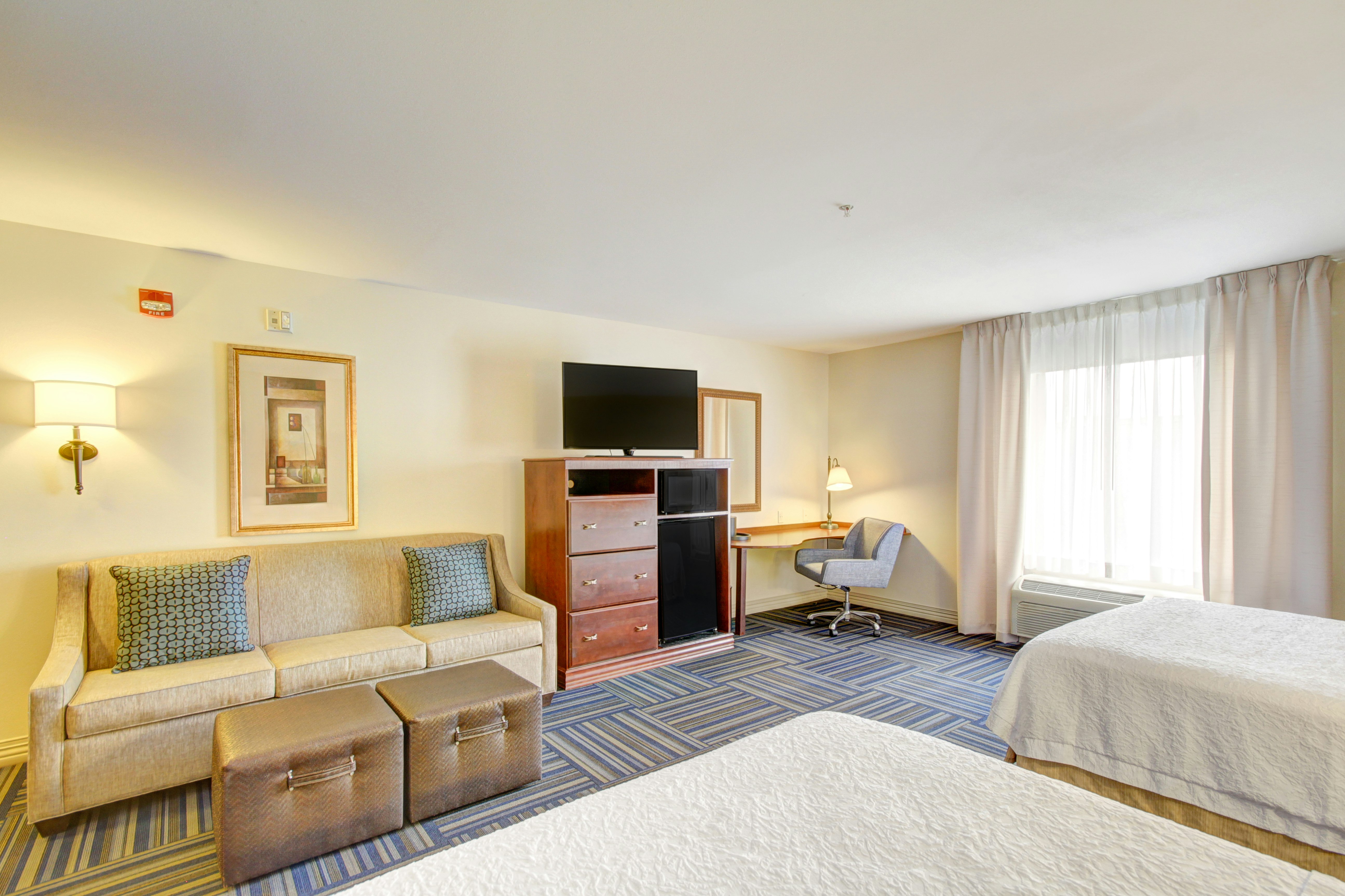Hampton Inn & Suites Alexandria MN 26/50
