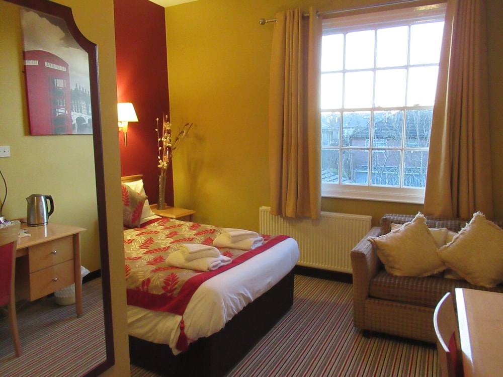 London Inn 16/43