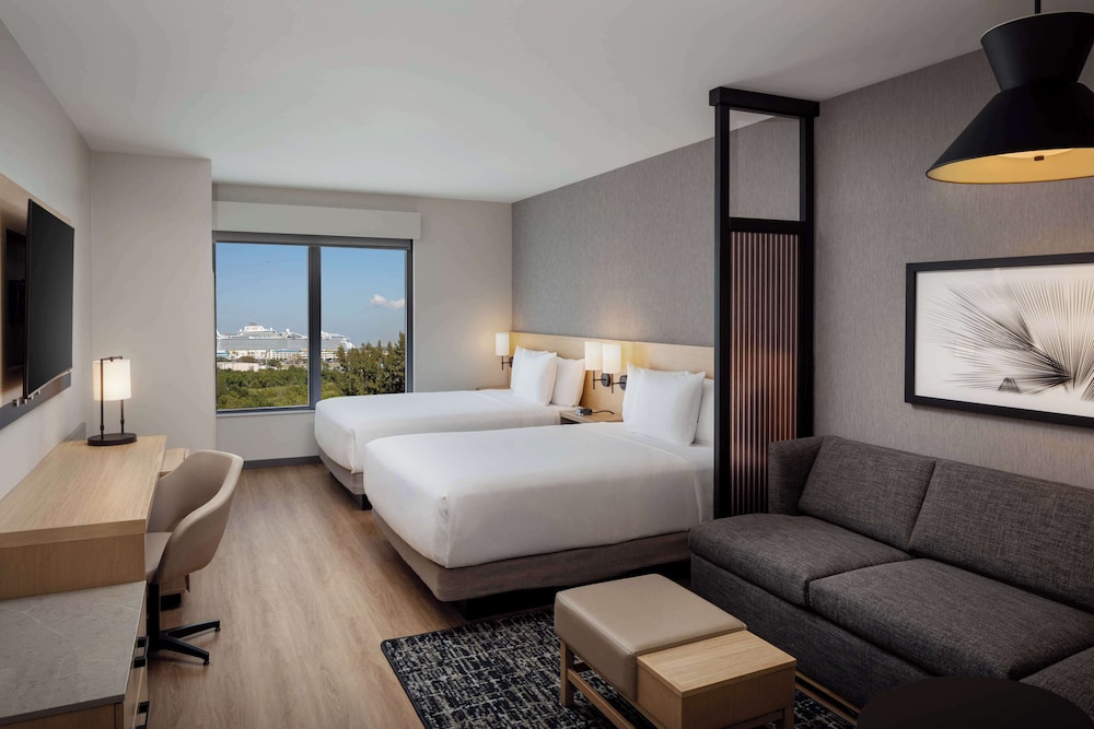 Hyatt Place Cape Canaveral 10/50