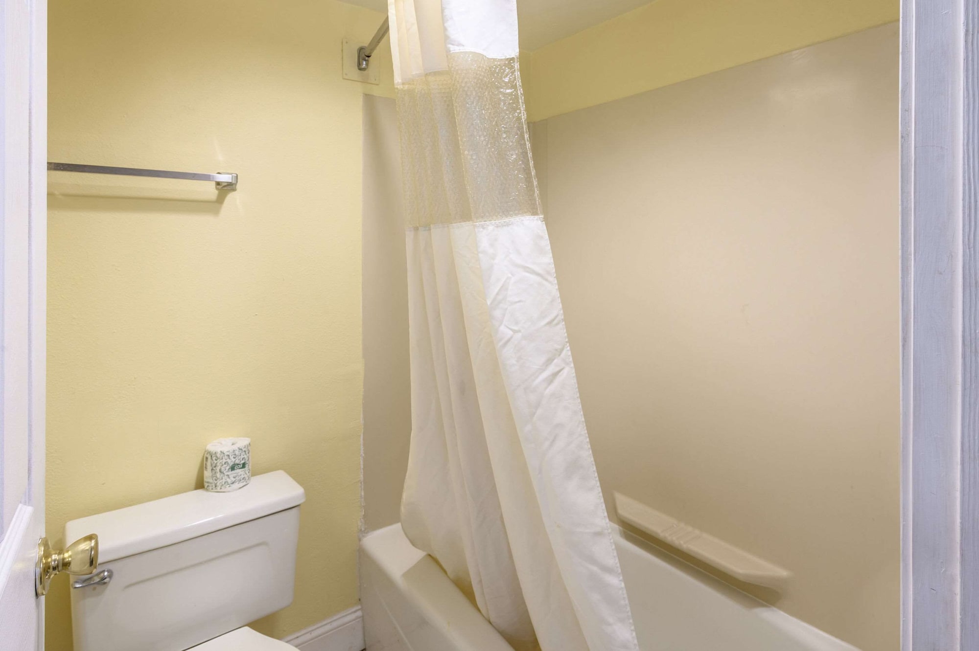 غرفة قياسية بسرير كينج، Quality Inn New Orleans I-10 East 3/3
