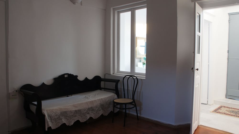 Marcos Rooms 20/44