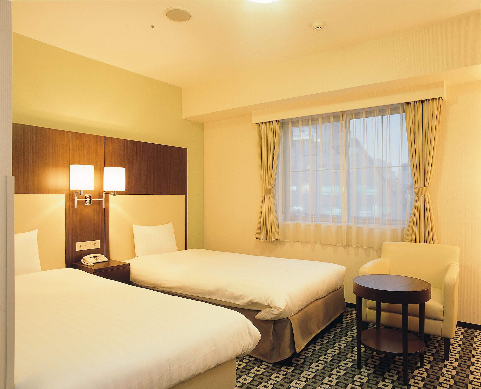 STANDARD, SINGLE BED