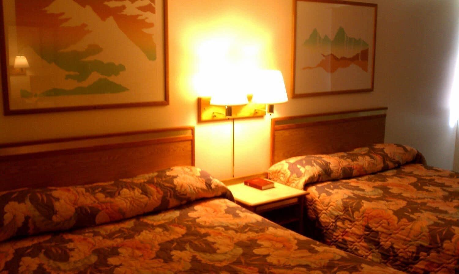 Travelers Inn 12/22