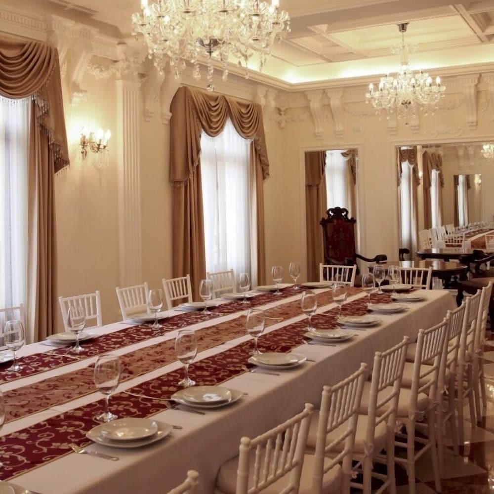 Grand Hotel, Hotel Boutique Tepatitlán 47/50