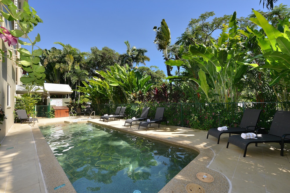 Port Douglas Apartments 8/67