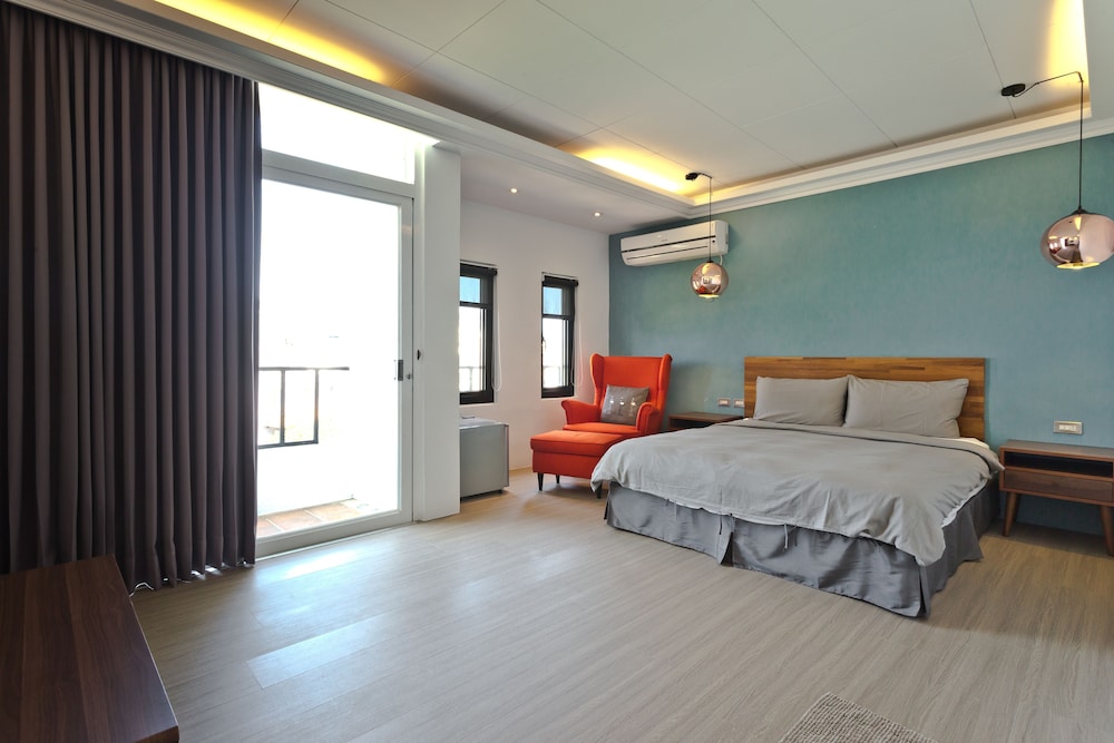 Deluxe, Double Bed