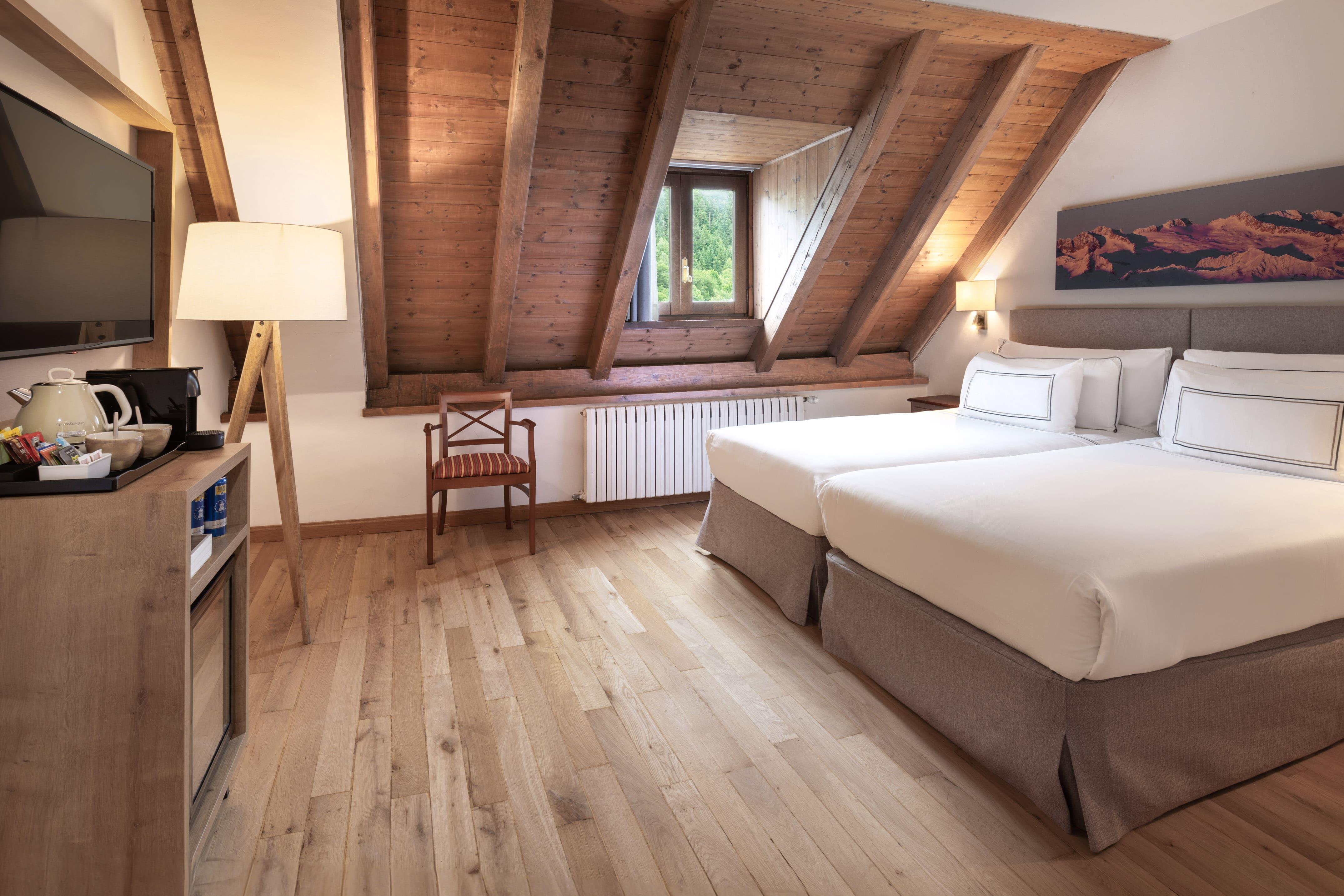 Melia, Guest Room، Hotel de Tredos Baqueira Affiliated by Melia 2/5