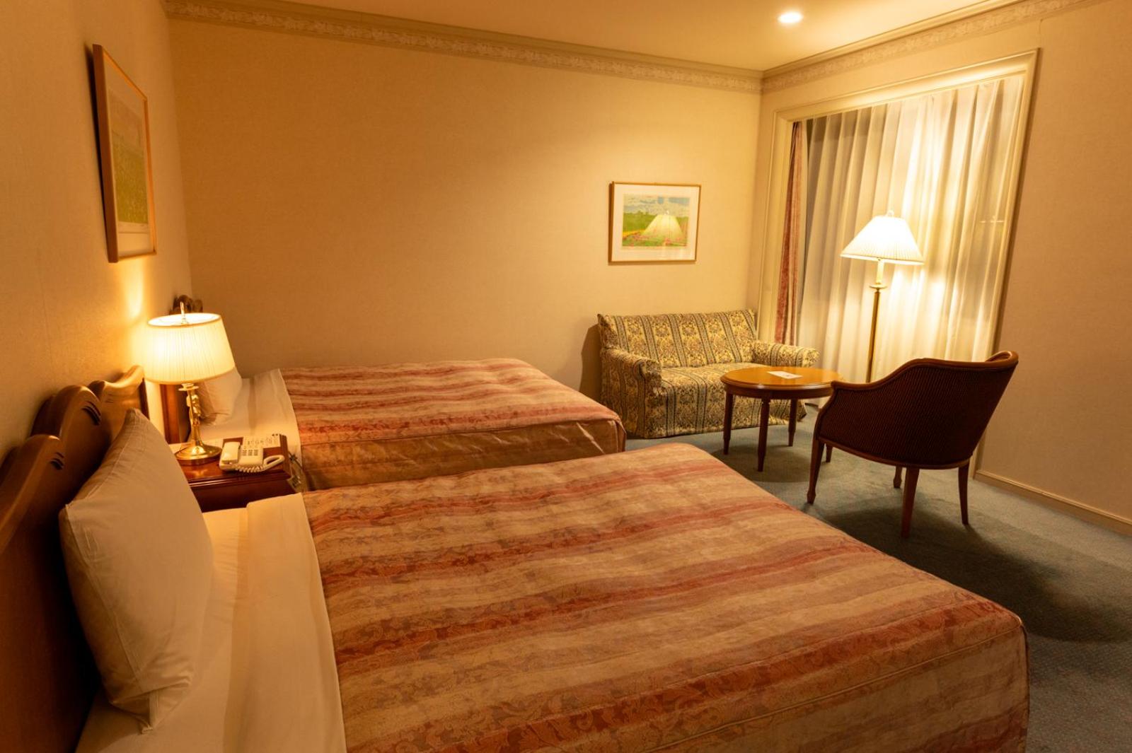 Fuji Classic Hotel 13/60