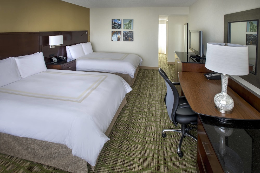 Boston Peabody Marriott Hotel 44/45