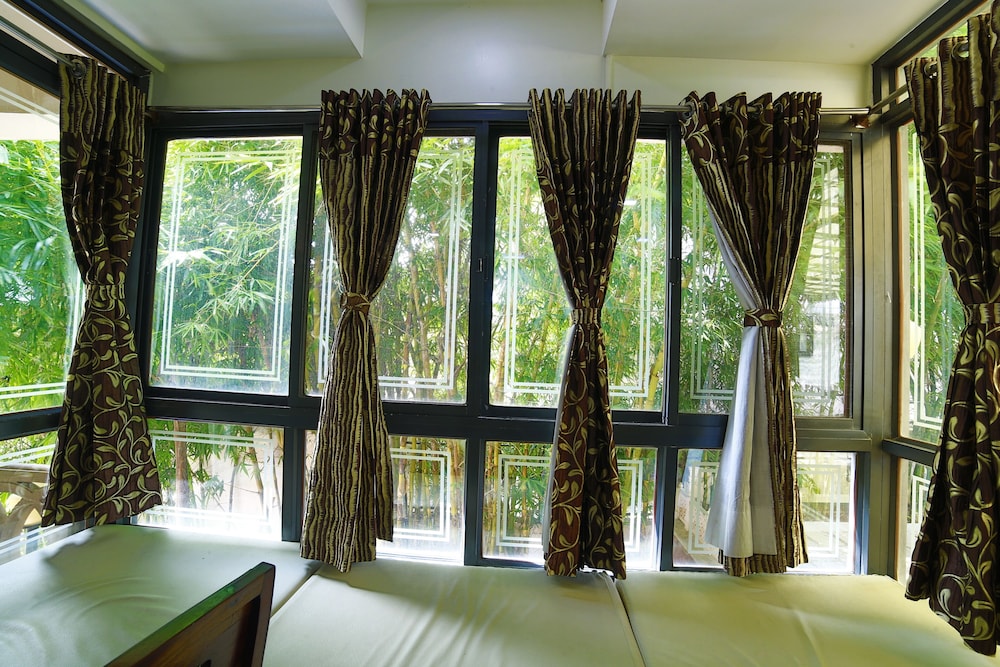 Hotel Shiv Villa 20/45