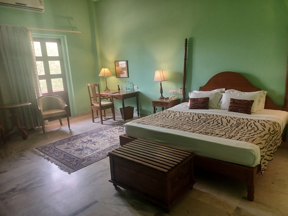 Hotel Dev Vilas 19/72