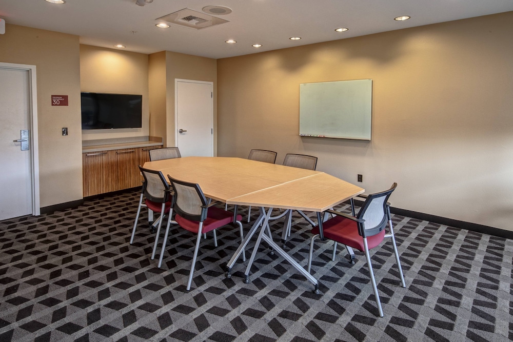 Towneplace Suites By Marriott Hot Springs 43/47