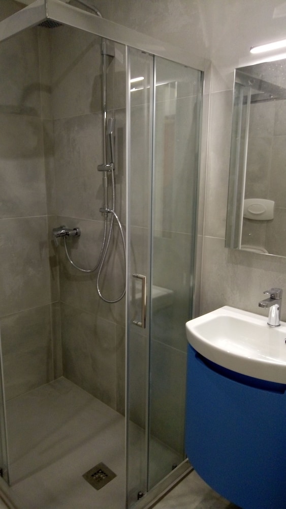 Hotel Catto Suisse 35/36