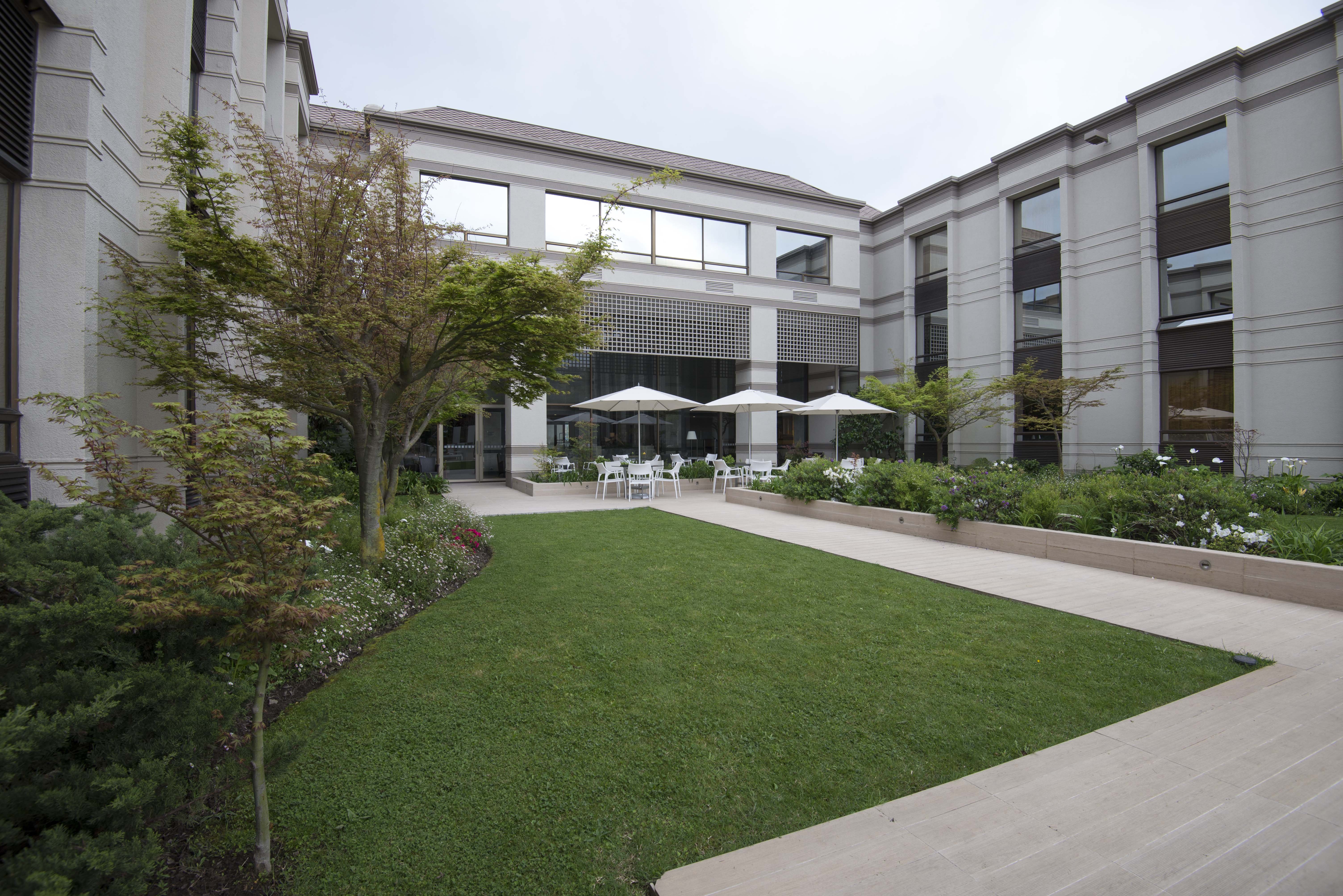 HOLIDAY INN EXPRESS CONCEPCION 71/74