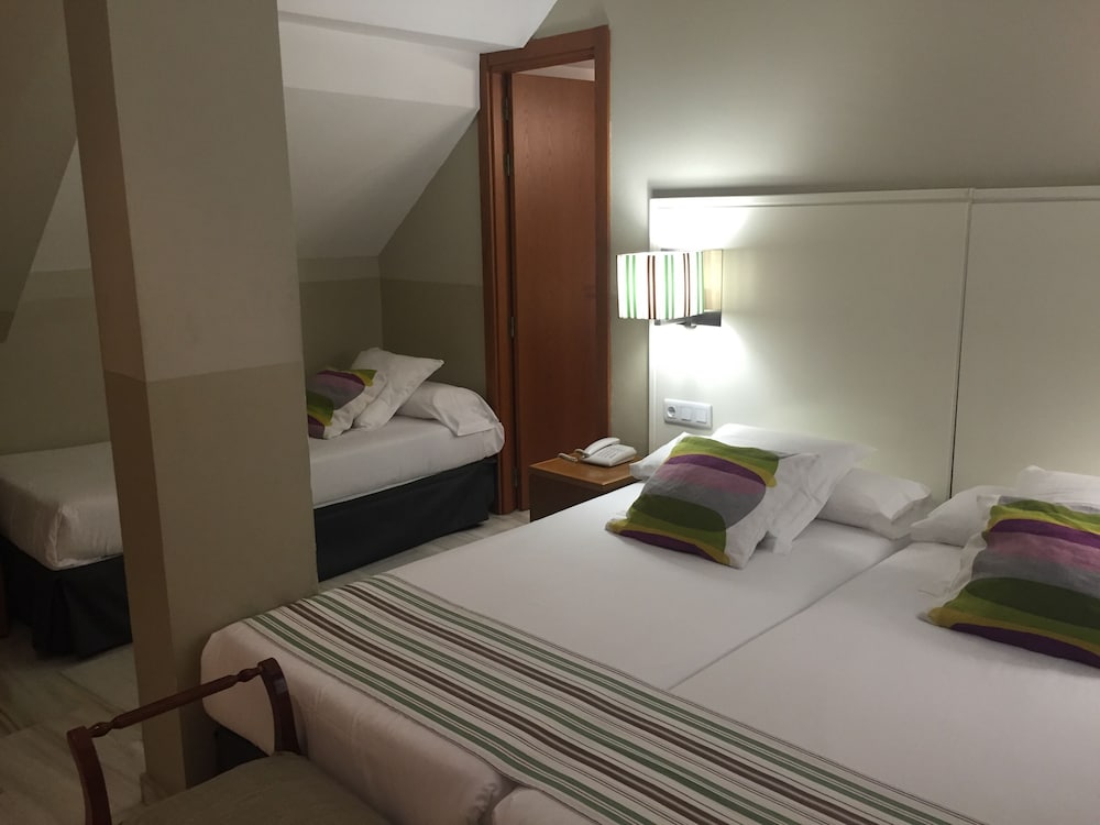 Bh Atarazanas Malaga Boutique Hotel 21/50