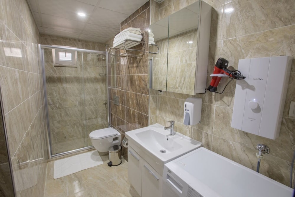 Elanis Suites 36/40